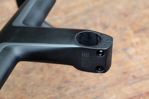 First look: Canyon Aerocockpit CF integrated handlebar | road.cc